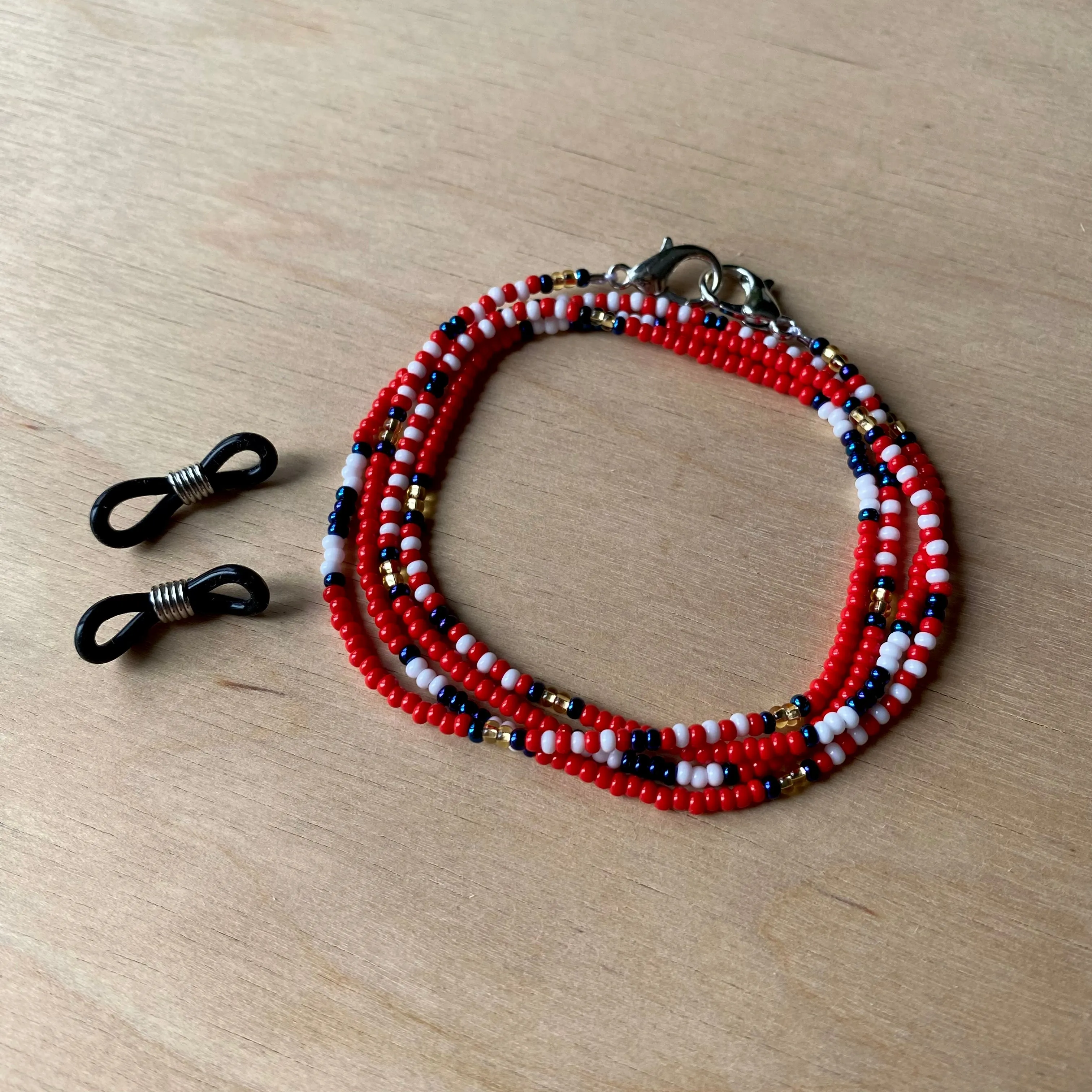 American Flag Glasses Chain, Red Blue White Seed Bead Eyeglass chain, Teacher Lanyard, Sunglasses strap, Patriotic lanyard, American jewelry