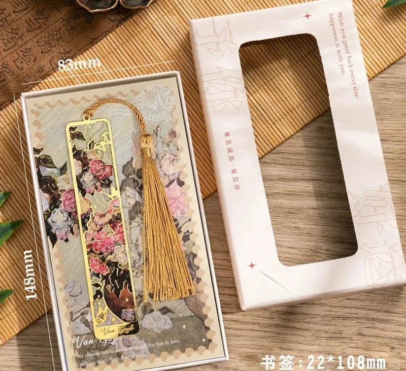 Exquisite Antique-Style Oil Painting Hollow Bookmark - Brass Souvenir Gift